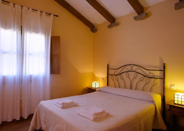 Casa Rural Acebuche - Valle Del Ambroz, Caceres * Casas del Monte